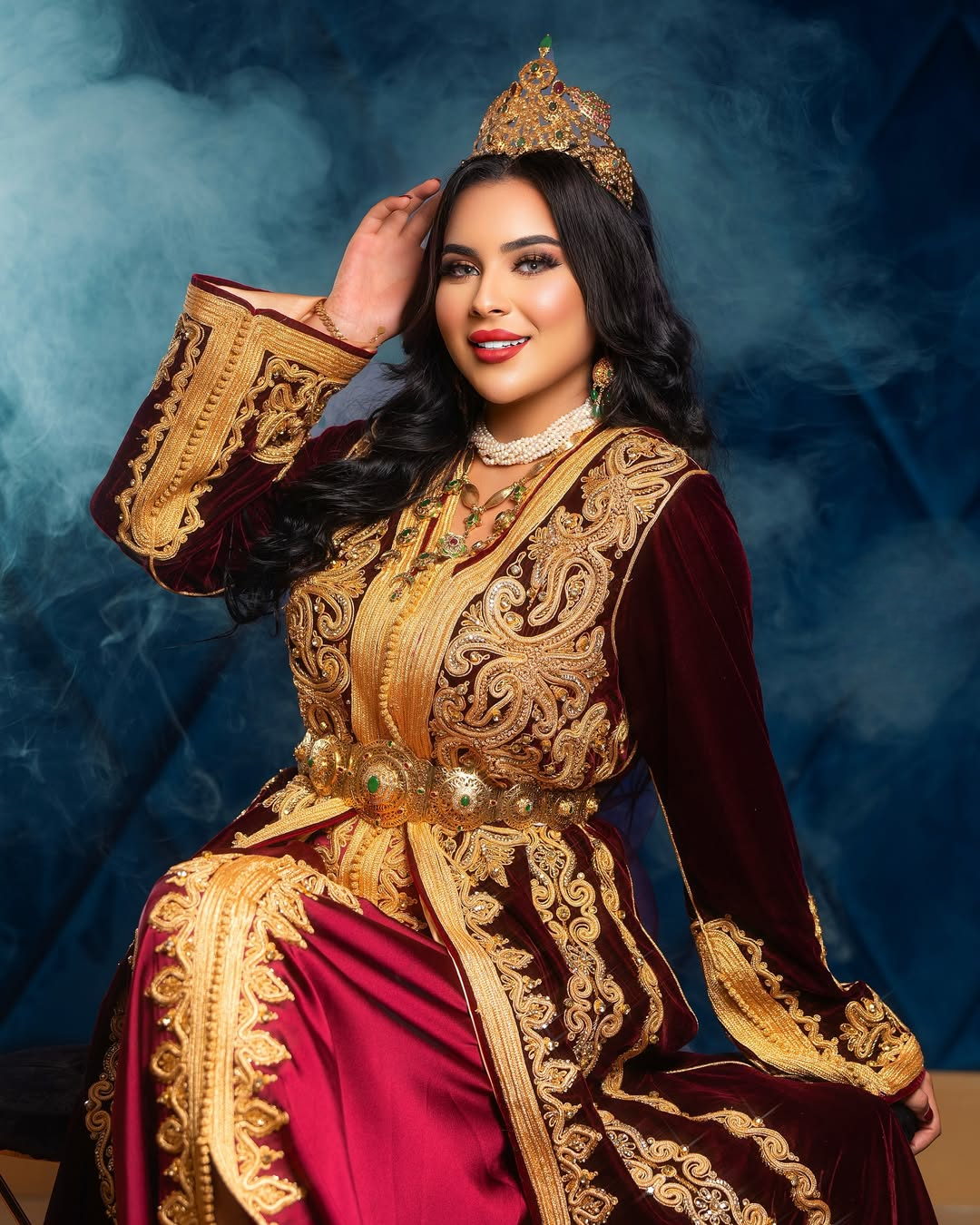 Caftan Glamour Découvrez l'élégance intemporelle du caftan henna, une pièce traditionnelle marocaine magnifiquement ornée. Nos caftans en henna allient beauté et tradition pour des moments inoubliables. Explorez notre collection unique aujourd'hui !